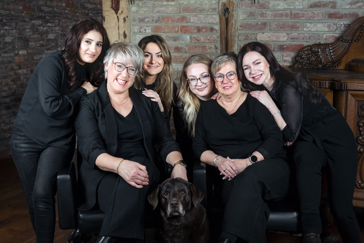 Das Team 2026 - Friseur Karin Funhoff By ELKE SCHELP